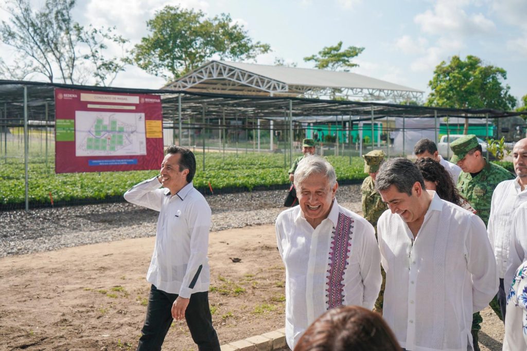programas sociales de México para latinoamerica amlo