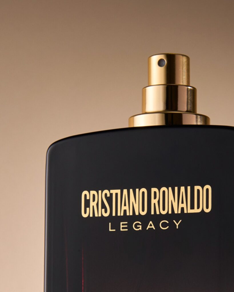 Cristiano Ronaldo rompe otra marca: se convierte en el primer multimillonario del fútbol