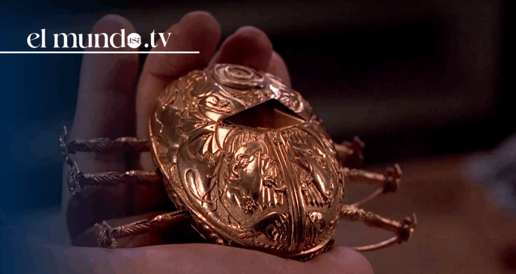 Del Toro will present a 4K version of 'Cronos' at Sundance