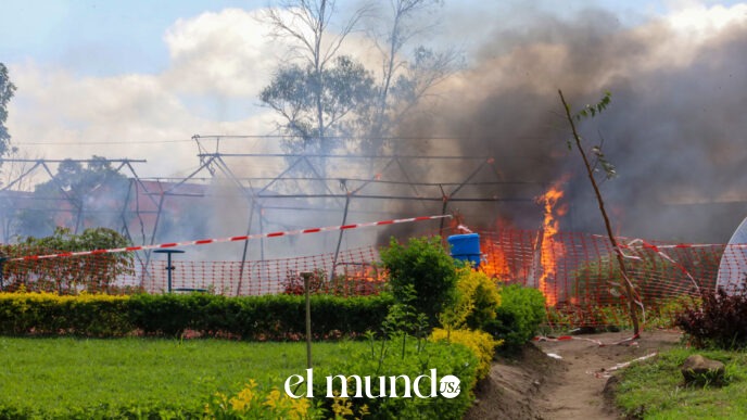 Youths Burn Ebola Treatment Center in Congo After Being Denied Body of Friend Who Died From Virus