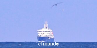 Deadly Hantavirus Outbreak: Cruise Ship MV Hondius Reaches Rotterdam After Seven-Week Journey