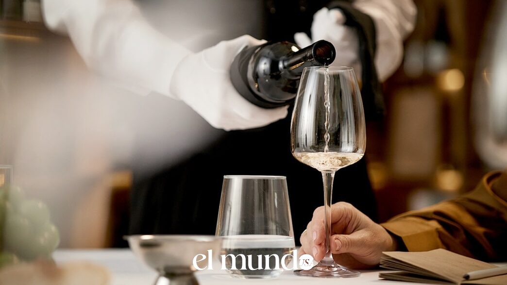 Diners Abandon Wine Bottles at Restaurants as Health Trends and High Prices Change Ordering Habits