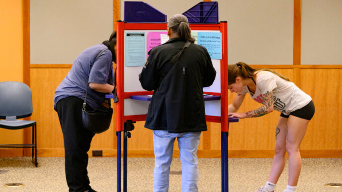 FBI Agents Search Ohio Progressive Organization Office in Federal Voter Registration Investigation